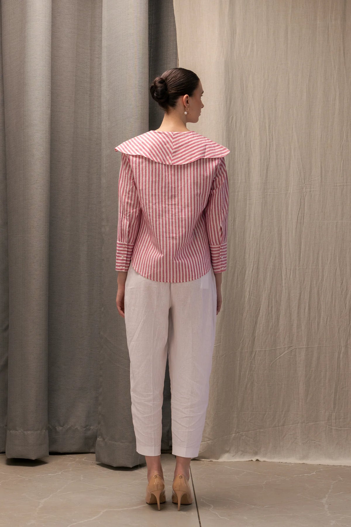 Plot Twiist Collar Shirt